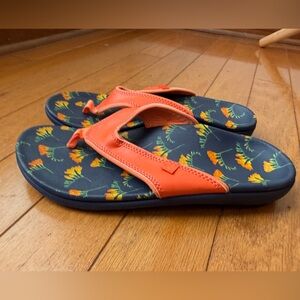 Spenco Yuma Orthotic Sandals NEW Blue Orange Floral Thongs Women’s Size 10
